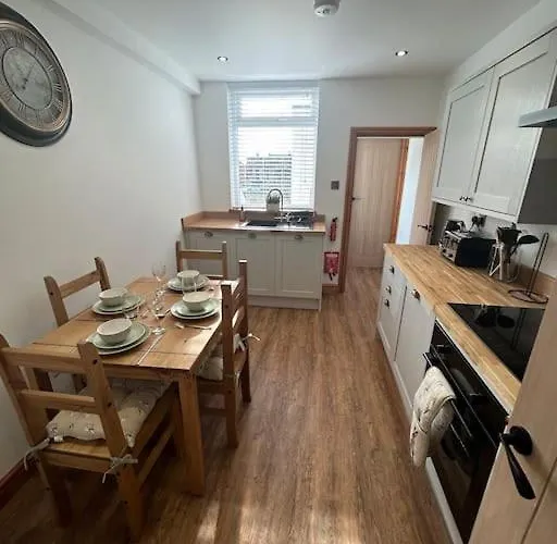 Rosy Bay * 斯卡伯勒